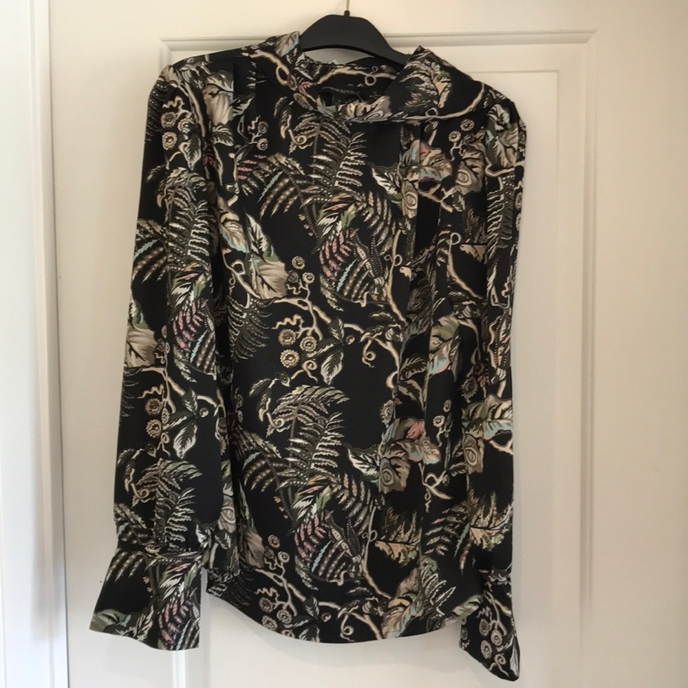 GONE❗️Banana Republic print blouse